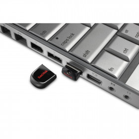 SanDisk Cruzer Fit 64GB USB 2.0 Flash Drive Memory Stick